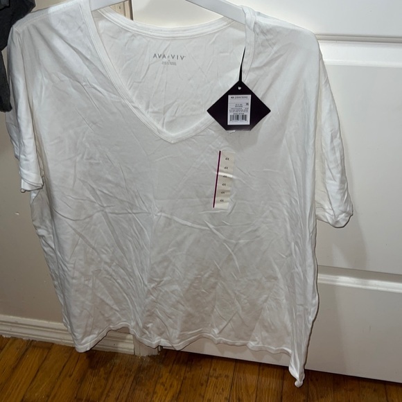 Women too - Picture 1 of 3